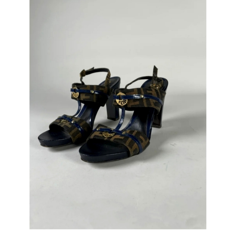 Fendi pumps authenticated
